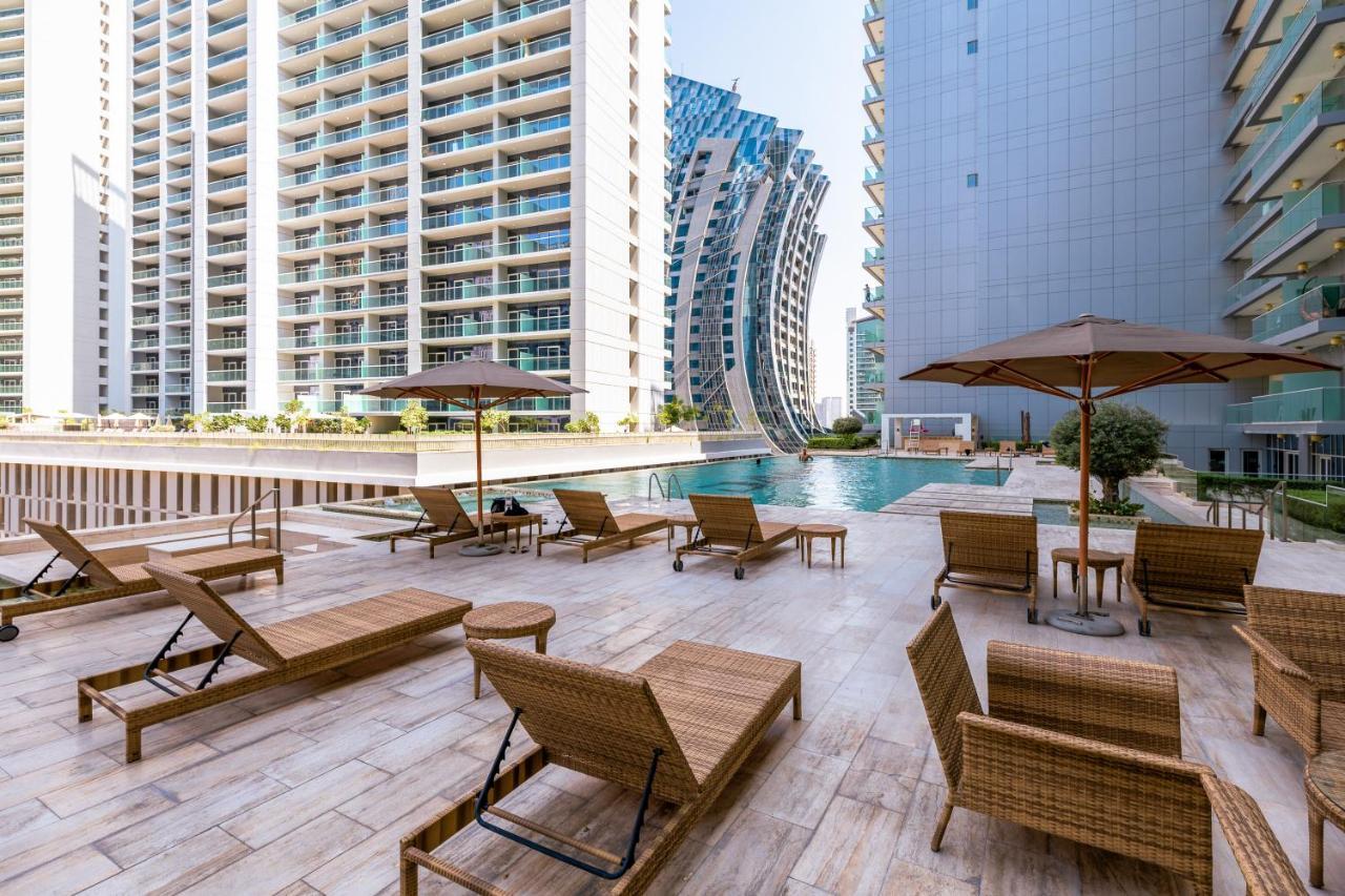 Stunning Studio Near Burj Khalifa Dubai Exterior foto